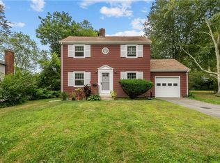 7 Beach Ave, Newport, RI 02840