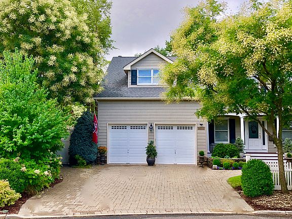2nd image of 1328 Willow Dr