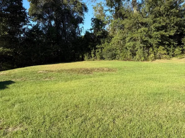 29 Clinton, Petal, MS 39465