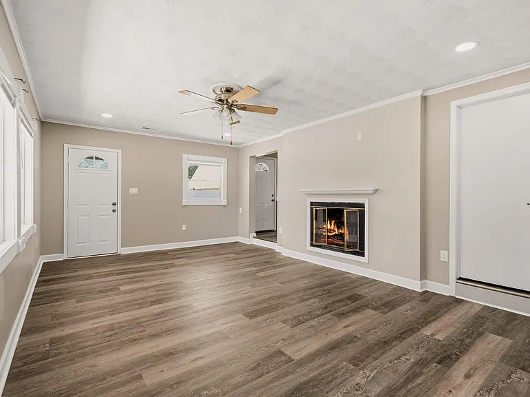 8304 Dangerfield Pl — Photo 9