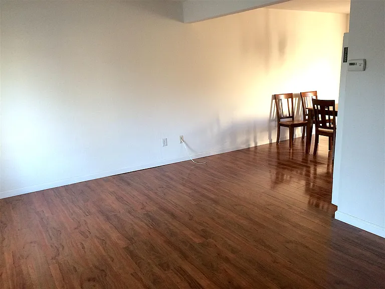 3167 Creekside Dr — Photo 4