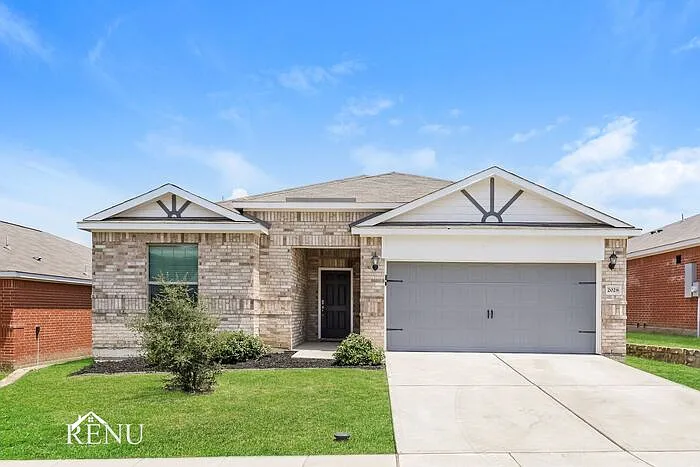 2028 Hialeah Dr