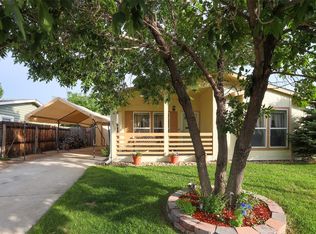 215 Willow Dr, Lochbuie, CO 80603