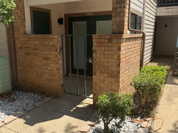 2310 Bamboo Dr APT J108, Arlington, TX 76006