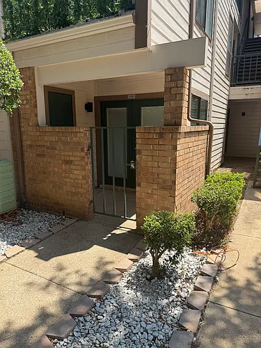 2310 Bamboo Dr #J108 Photo 1 2310 Bamboo Dr #J108 Photo 1