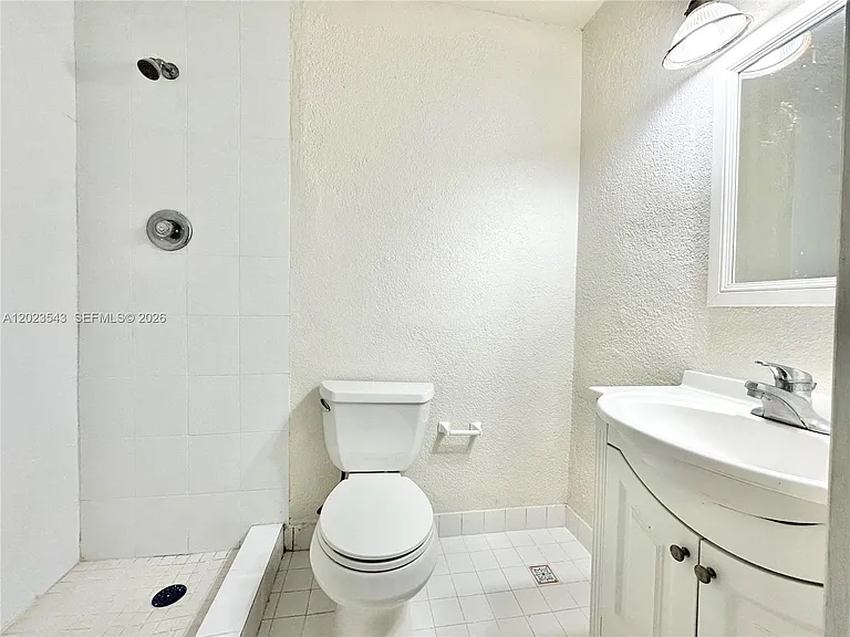 8650 SW 67th Ave #1032 — Photo 8