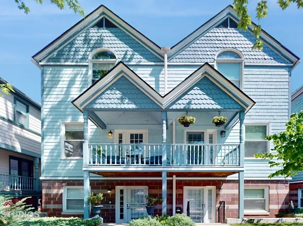 4701 S Woodlawn Ave APT B, Chicago, IL 60615