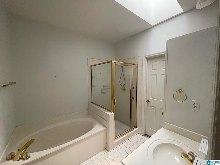 641 Rockhurst Dr — Photo 4
