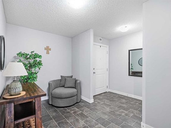 5th image of 403 E Mackenzie Way SW #4101