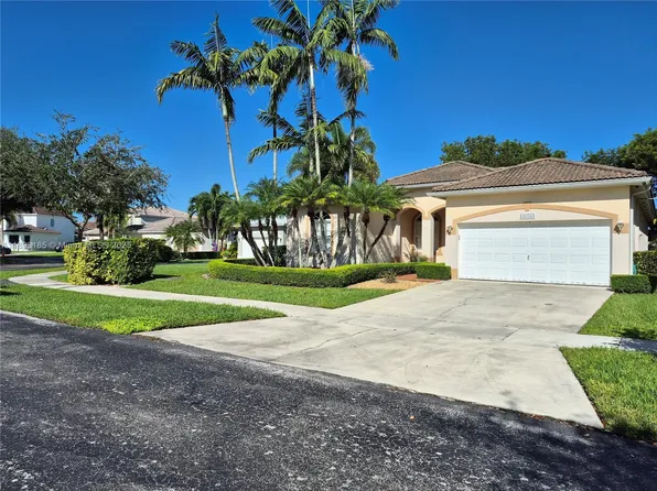 2902 Augusta Dr, Homestead, FL 33035