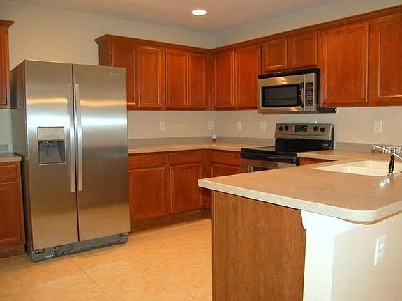 4th image of 31021 Mandolin Cay Ave