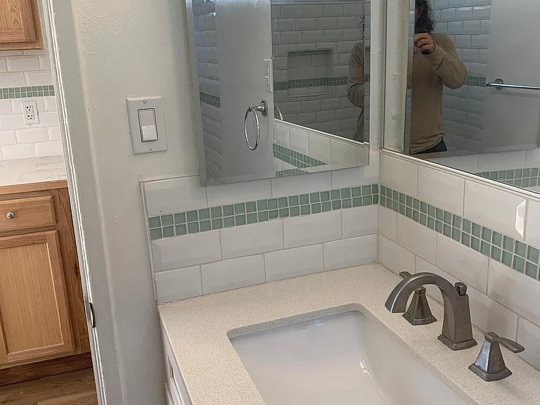 400 N Doheny Dr #4 — Photo 12