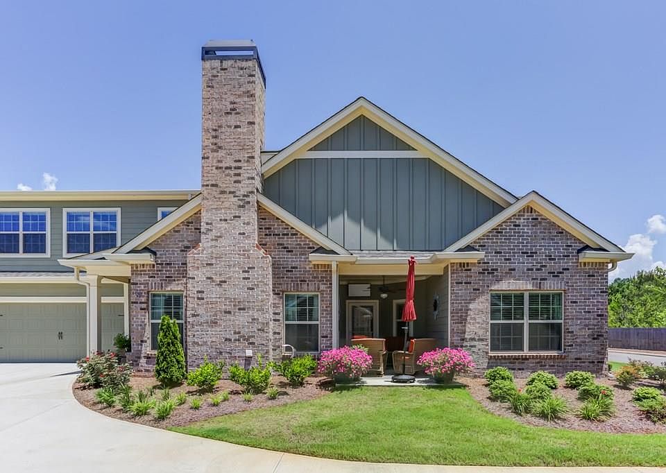 1st image of 2021 Grove Field Ln #15D