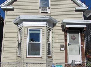 22 Jewett St, Lowell, MA 01850