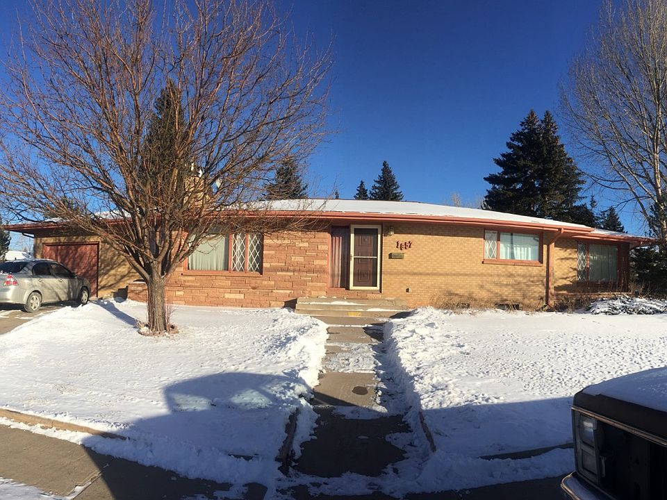 1st image of 1657 N 11th St