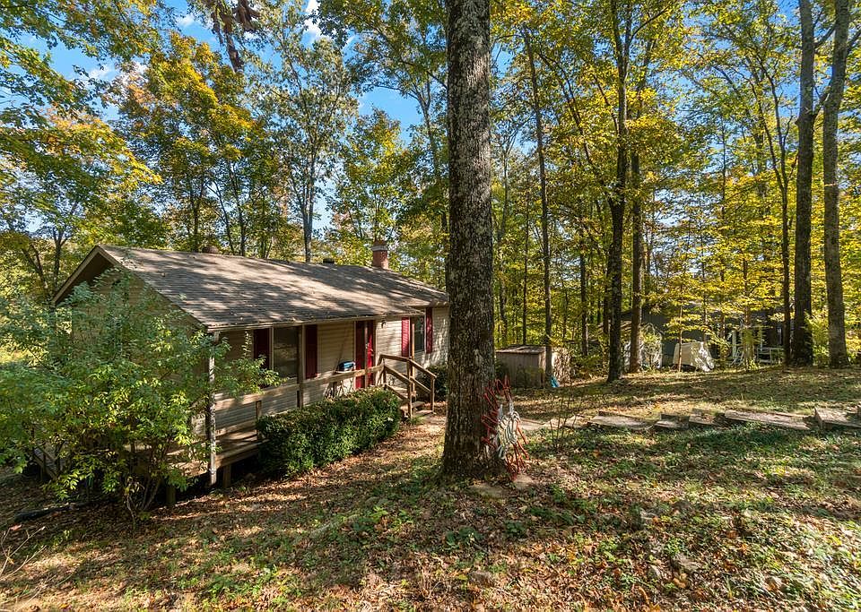 1st image of 140 Little Oak Lake Rd