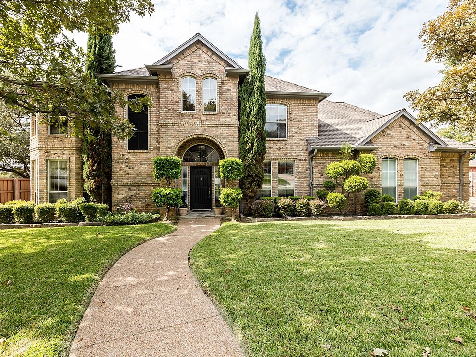1st image of 3706 Bluegrass Dr