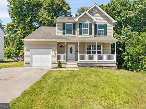 204 N Main St, Clayton, NJ 08312