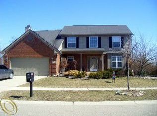 17300 Brookview Dr, Livonia, MI 48152
