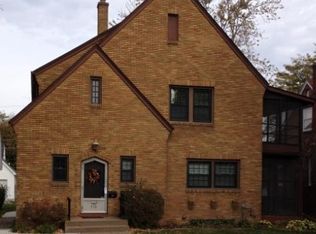 336 W Hayes St #UPSTAIRS, Davenport, IA 52803