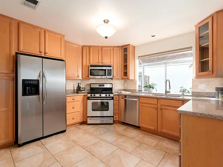 4345 Willow Glen St — Photo 33