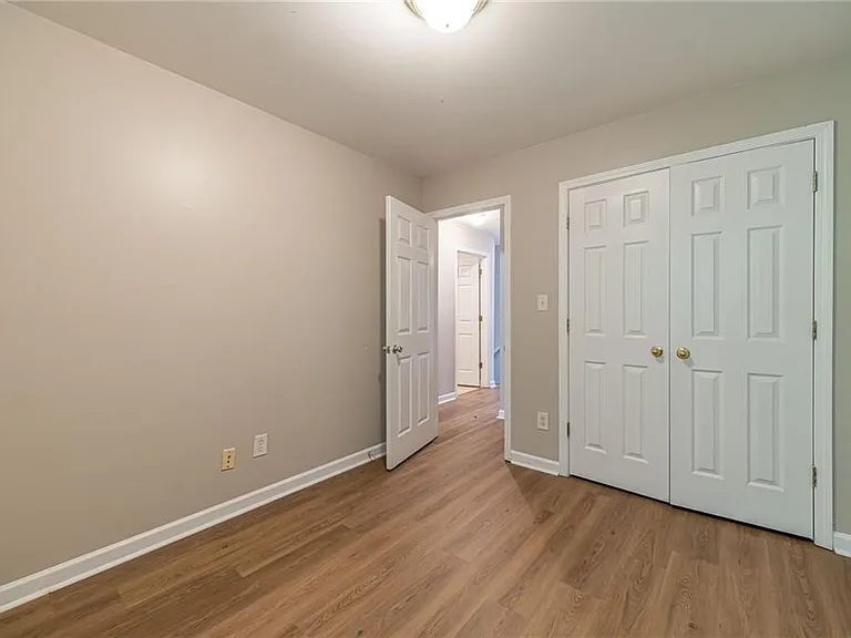 1191 Primrose View Cir — Photo 36