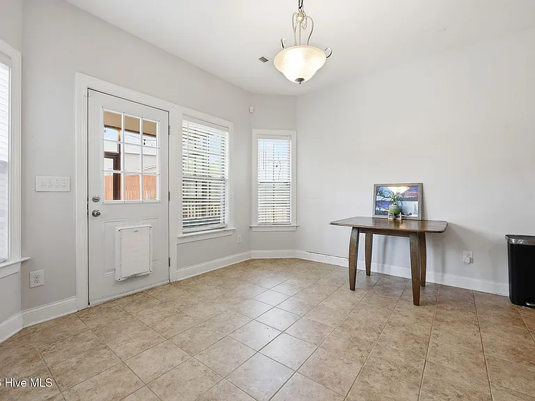 90 Quatrefoil Ct — Photo 10