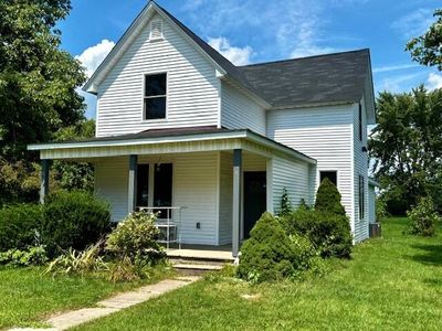 416 E Main St, Brook, IN, 47922