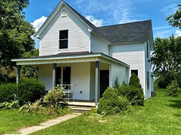 416 E Main St, Brook, IN 47922