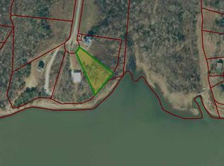 1051 Harborview Dr, Waverly, TN 37185