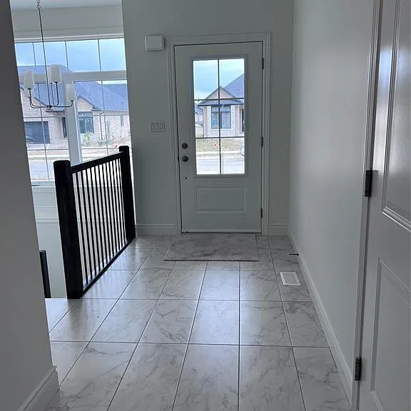 609 Hacket Rd — Photo 2