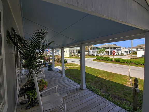 4th image of 400 S Greenville Avenue #C