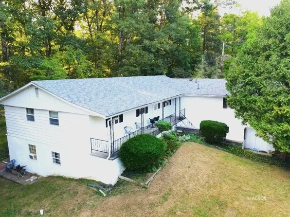 7165 Beechwood Dr, Athens, OH 45701