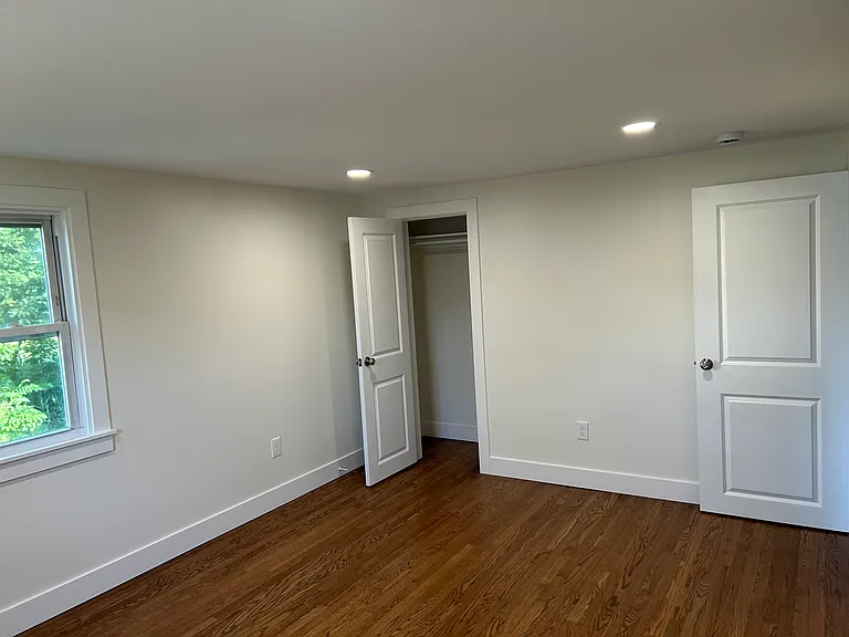 25 Fairlawn Ave #23 — Photo 9