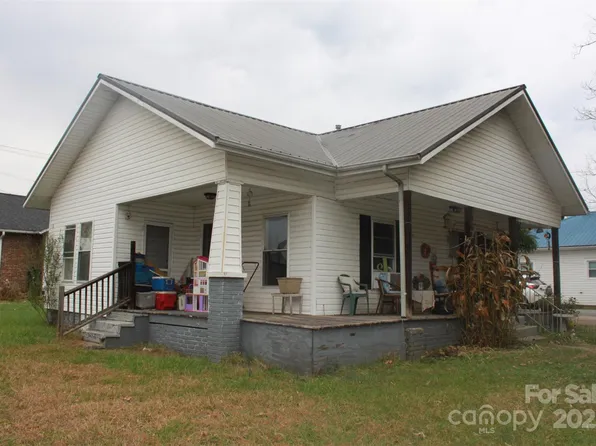 122 Dillashaw Dr, Forest City, NC 28043