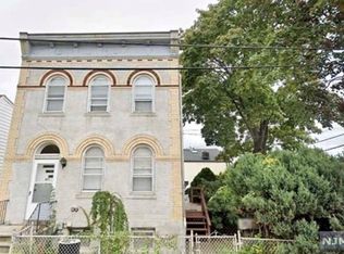 2 Farnham Ave, Garfield, NJ 07026