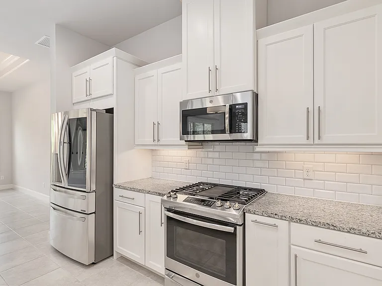 11890 SW 33rd Ln — Photo 14