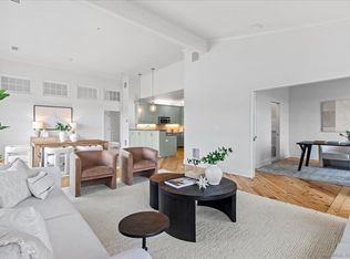 60 Willow St #305, Stonington, CT 06378