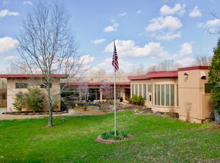 233 Haney Rd, Carbondale, IL 62901