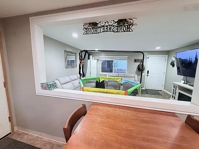 205 Christopher Ct — Photo 11