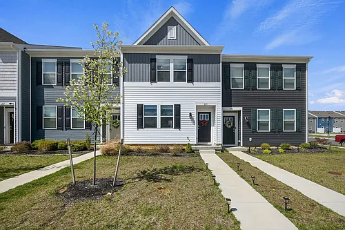 203 Ridgely Blvd Photo 1