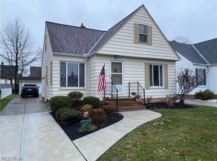 8201 Kenton Ave, Parma, OH