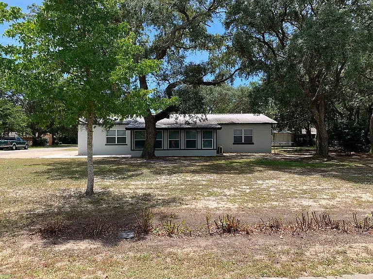 263 Mississippi Ave — Photo 1