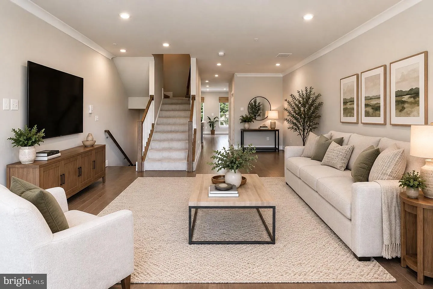 2 bed, 2.5 bath, 1825 sqft, $3,750 — Photo 2