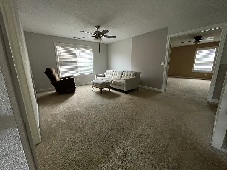 9532 Treyburn Green Way — Photo 5