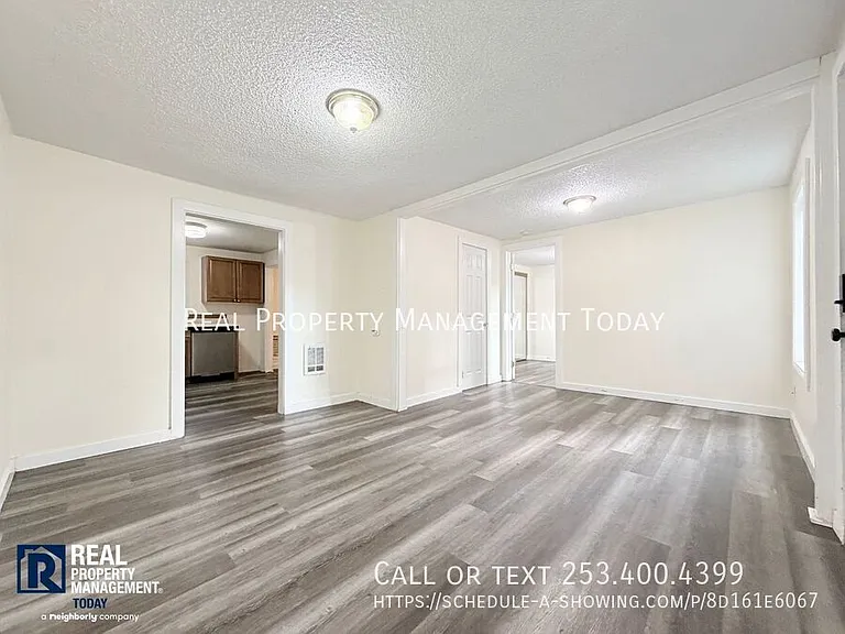 7505 156th St E — Photo 5