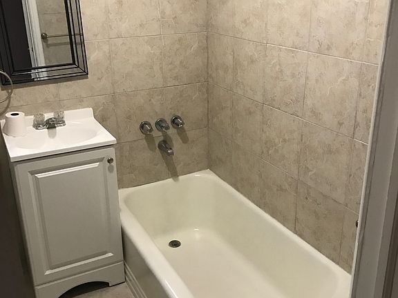 5th image of 6946 43rd Ave