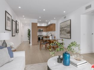 1123 S Shenandoah St #202, Los Angeles, CA 90035