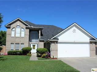 301 Westbrook Dr, Victoria, TX 77904