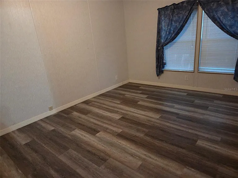 3224 Manatee Rd — Photo 9
